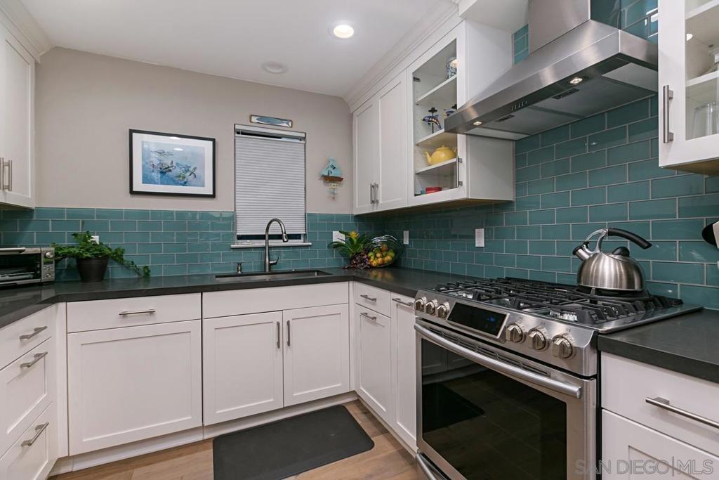 238 Dolphin Cove Ct - photo 12