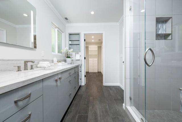2721 Comstock Circle, Belmont CA: https://media.crmls.org/mediaz/7b31e427-f96a-44b8-89ab-8599703fd861.jpg
