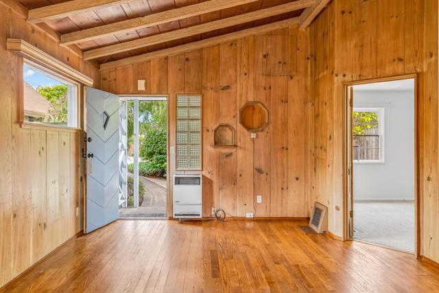 0 W Franklin Street, Monterey CA: https://media.crmls.org/mediaz/7b332928-c805-446c-8e04-c2399718b62a.jpg