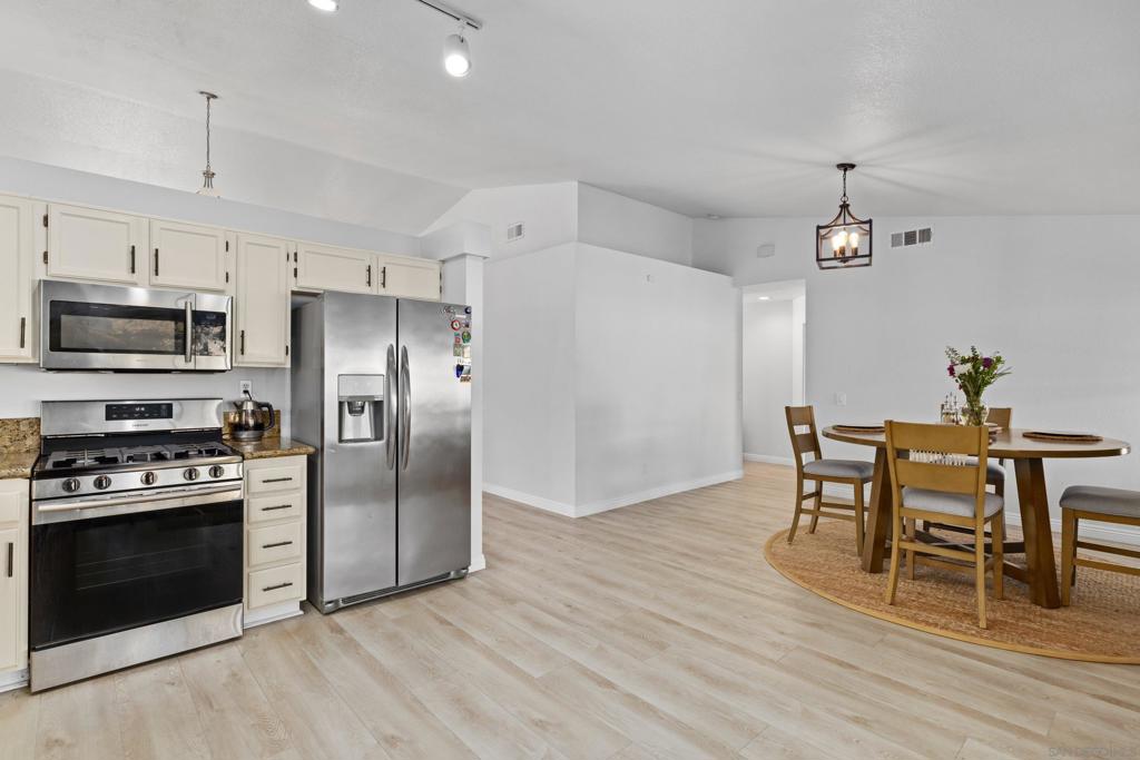 286 Glendale Ave - photo 10