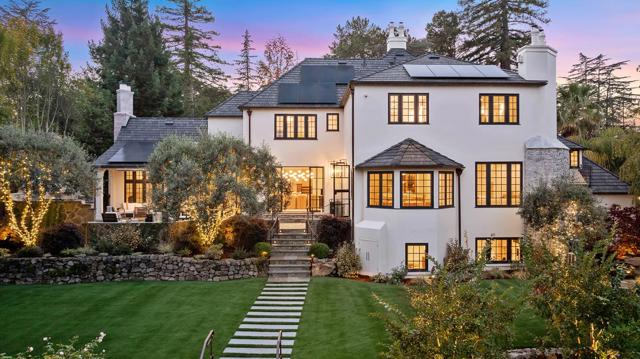 729 Chiltern Road, Hillsborough CA: https://media.crmls.org/mediaz/7b35ccc7-abff-4960-ac40-7eb3501563a0.jpg