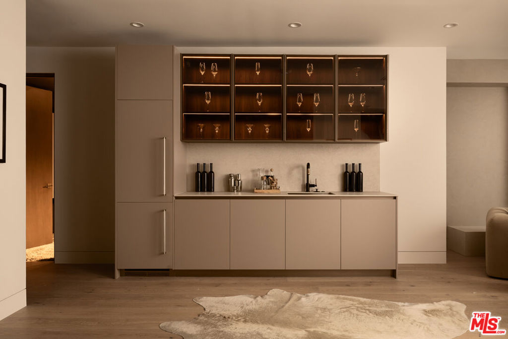 MLS #25620081 image #24