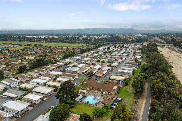 31 Via Paloma, Camarillo CA: https://media.crmls.org/mediaz/7b36b0fa-6d47-4504-9040-5e858d4a362e.jpg