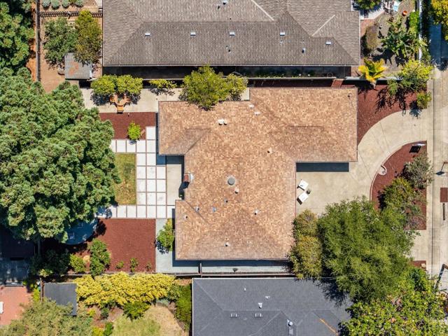520 S Bayview Avenue, Sunnyvale CA: https://media.crmls.org/mediaz/7b387100-fc9c-45f0-9b17-a105e9315341.jpg