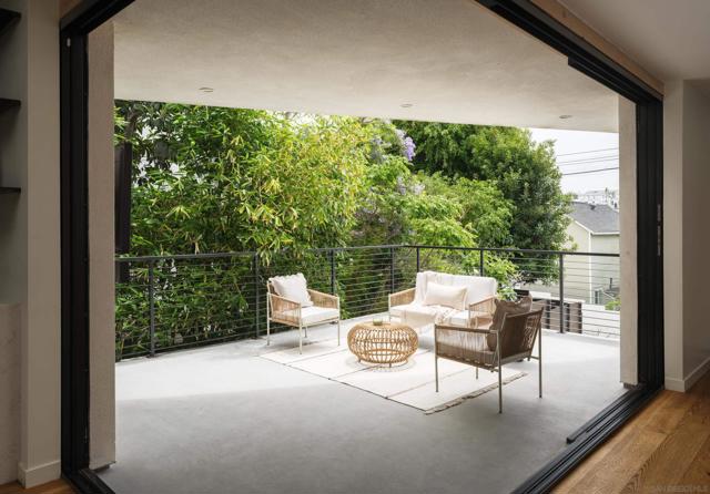 3718 Mississippi St, San Diego CA: https://media.crmls.org/mediaz/7b387cce-4c35-4147-9704-476647074e12.jpg