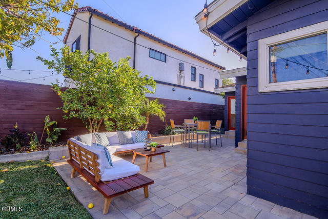 Detail Gallery Image 24 of 42 For 3363 Hollydale Dr, Los Angeles,  CA 90039 - 3 Beds | 3/1 Baths