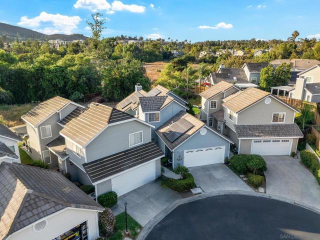 10602 Rancho Carmel Dr., San Diego CA: https://media.crmls.org/mediaz/7b3a3df1-6826-4ca4-bc36-11066bbf0f29.jpg