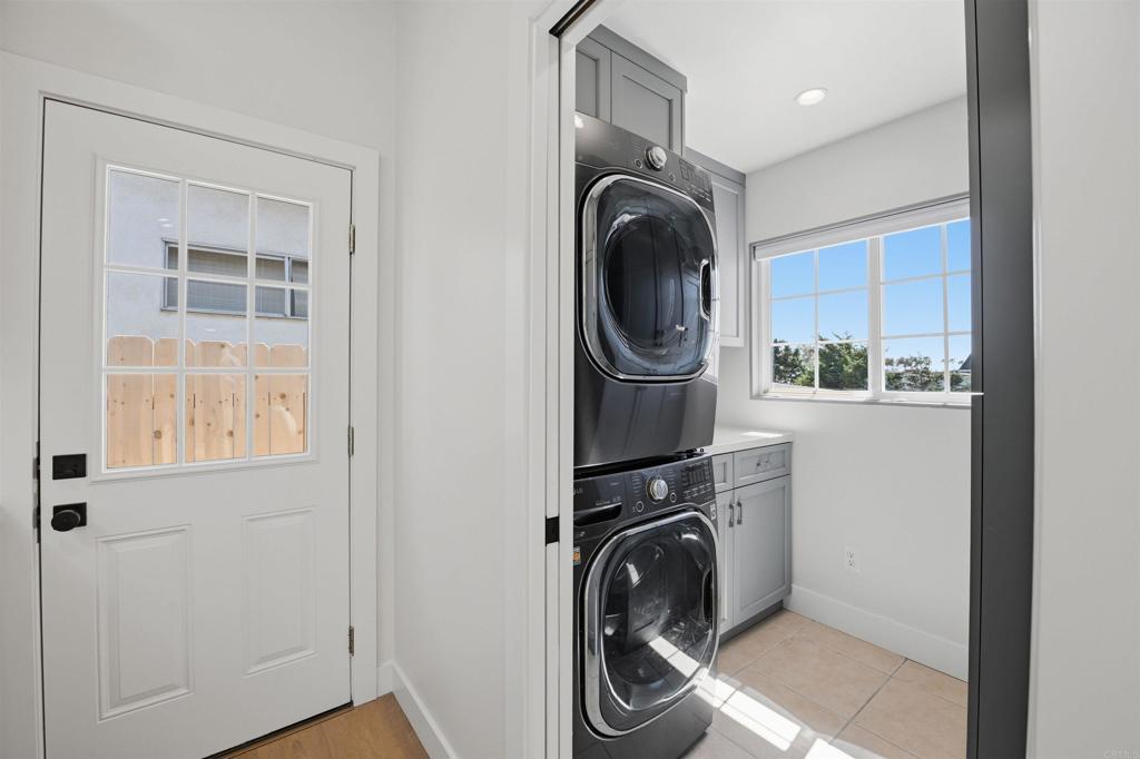 1457 Kurtz Street - photo 18