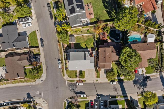 Detail Gallery Image 39 of 44 For 16833 Nearview, Canyon Country,  CA 91387 - 5 Beds | 3 Baths