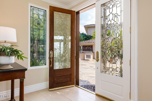 Detail Gallery Image 6 of 46 For 15450 Briarwood Dr, Sherman Oaks,  CA 91403 - 4 Beds | 4/1 Baths