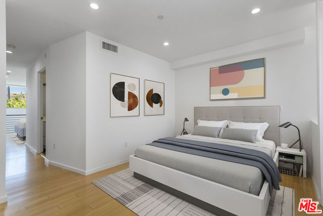 803 Wilcox Avenue, Los Angeles CA: https://media.crmls.org/mediaz/7b3d28c4-2e7e-4182-b6b4-bfbce5dbefae.jpg