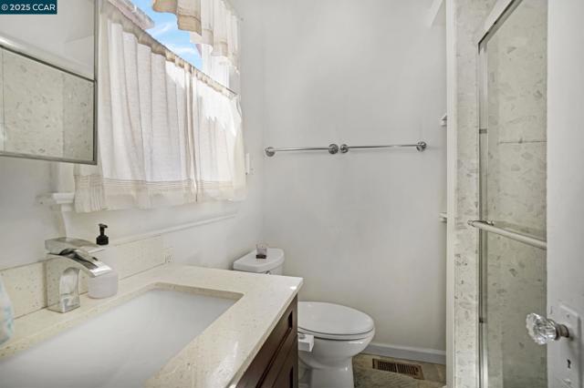 2006 Parker St, Berkeley CA: https://media.crmls.org/mediaz/7b3ddd76-5383-4c42-a73e-f1576e0ed5bd.jpg
