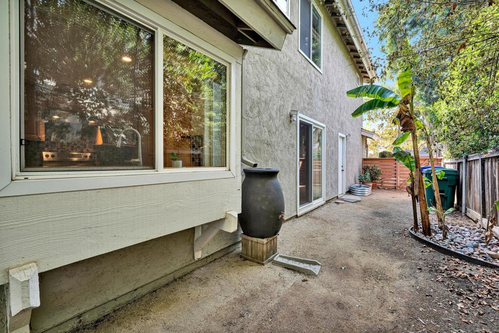 MLS #250041383SD image #25