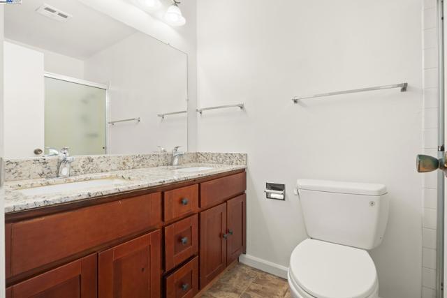 3112 La Campania, Alameda CA: https://media.crmls.org/mediaz/7b3e0626-48d1-4f45-b2e0-8fa8f35a31c3.jpg