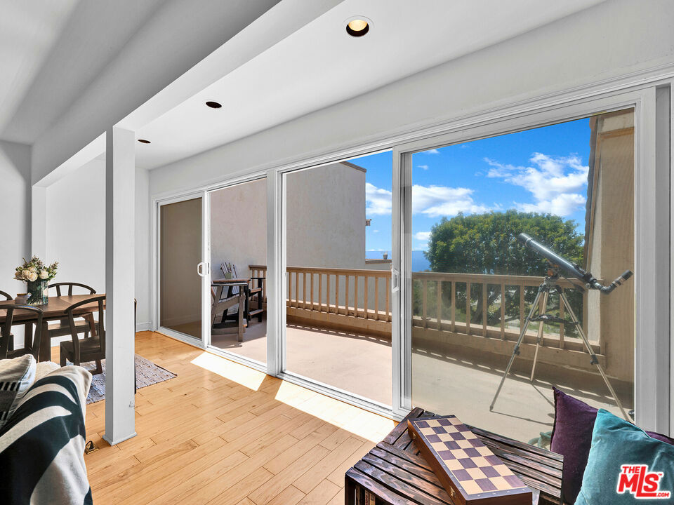 MLS #25537325 img 10