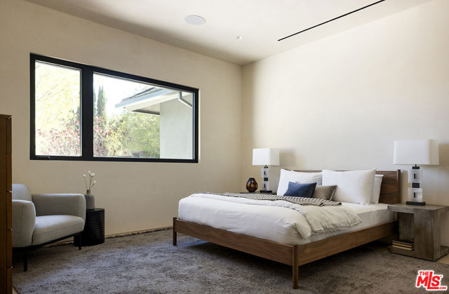 Drew Fenton | 16401 Mulholland Drive Los Angeles CA | MLS: 7706113