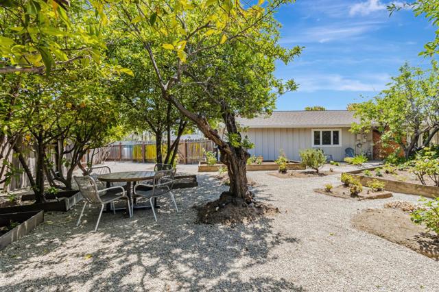 1873 Bahia Street, San Mateo CA: https://media.crmls.org/mediaz/7b41e343-9437-4911-8fde-bd04b3a62b0b.jpg