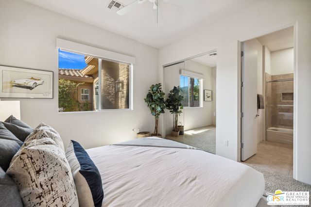 2 Varsity Circle, Rancho Mirage CA: https://media.crmls.org/mediaz/7b431b83-c37a-4669-91db-500baa33150a.jpg