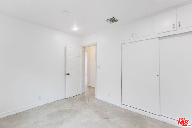 5130 Templeton Street, Los Angeles CA: https://media.crmls.org/mediaz/7b43a4e0-91d3-4686-8f0e-335b5a365ba3.jpg