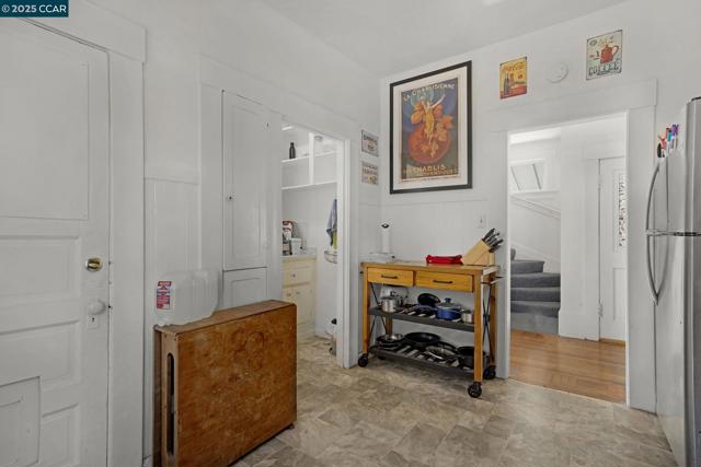 2006 Parker St, Berkeley CA: https://media.crmls.org/mediaz/7b43add7-e67e-47b1-9fc0-ff006d8fa951.jpg