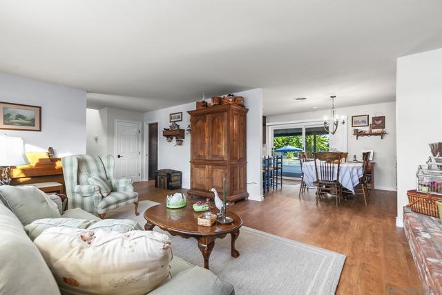 7783 Blue Lake Dr, San Diego CA: https://media.crmls.org/mediaz/7b452609-c8b3-4da4-b075-b5ad982c33d3.jpg