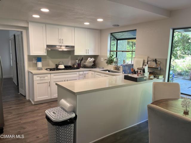 509 Canyon Vista Drive, Newbury Park CA: https://media.crmls.org/mediaz/7b452a12-b317-4584-9c97-70be89bc6083.jpg