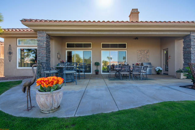 97 Via Bella, Rancho Mirage CA: https://media.crmls.org/mediaz/7b45bfb7-9890-4156-a23b-4f75d18ea04e.jpg