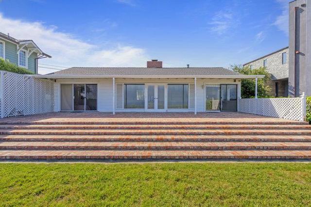 4750 Opal Cliff Drive, Santa Cruz CA: https://media.crmls.org/mediaz/7b460ef9-2f07-42e6-a2df-fbcc92f5a0de.jpg