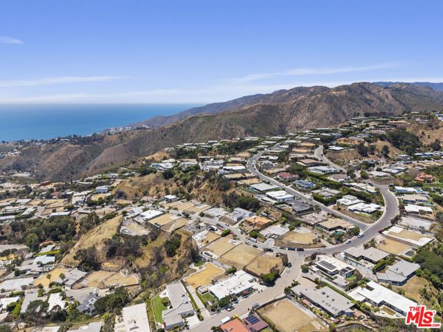 Drew Fenton | 1224 Lachman Lane Pacific Palisades CA | MLS: 7444160 Drew Fenton | 1224 Lachman Lane Pacific Palisades CA | MLS: 7444160