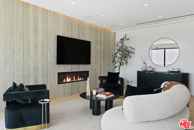 2180 Stradella Road, Los Angeles CA: https://media.crmls.org/mediaz/7b4757c4-3a85-4249-bb88-55ad395c9b33.jpg