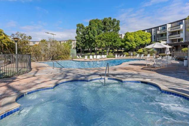 3050 Rue Dorleans, San Diego CA: https://media.crmls.org/mediaz/7b4817e2-f568-4d11-824b-72632180d214.jpg