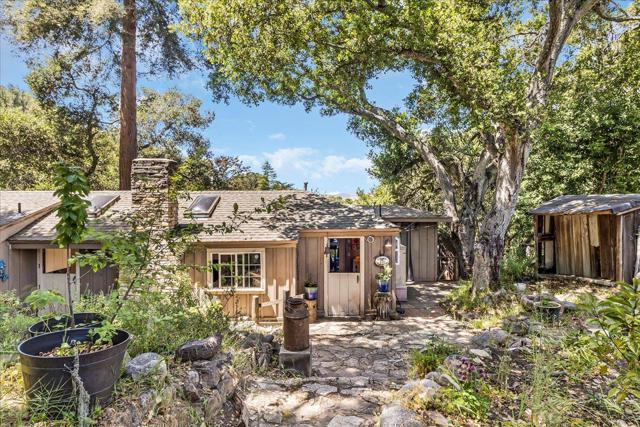 134 El Hermorro, Carmel Valley CA: https://media.crmls.org/mediaz/7b48466f-e459-4cb8-a06c-e39450cc0a9e.jpg