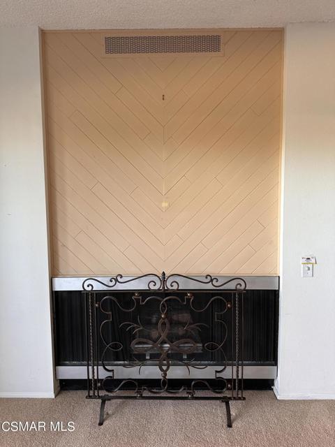 1 Fireplace