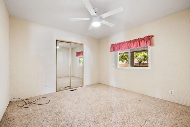 39551 Hidden Water Place, Palm Desert CA: https://media.crmls.org/mediaz/7b4a97ef-4bfb-4a1b-b0c4-3636128ea0cc.jpg