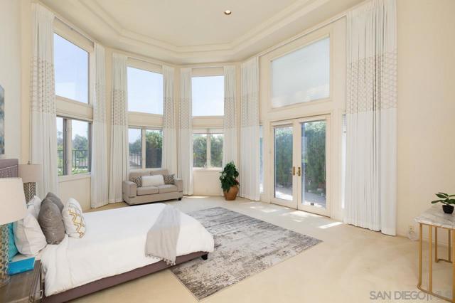 13388 Highlands Ranch Rd, Poway CA: https://media.crmls.org/mediaz/7b4b3262-0c42-4c66-8462-df2b0c082651.jpg