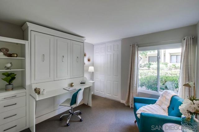 17637 Pomerado Rd, San Diego CA: https://media.crmls.org/mediaz/7b4c4935-e987-4048-848b-31d31c374700.jpg