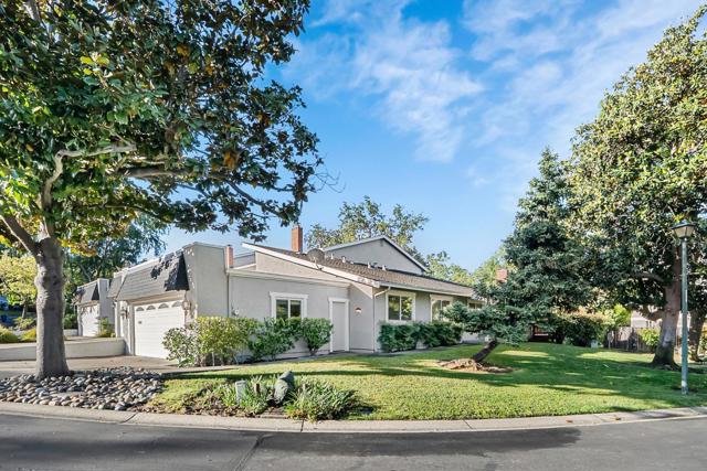 1119 Glengarry Drive, Walnut Creek CA: https://media.crmls.org/mediaz/7b4d5257-9a0b-4a3b-a517-a5c6f731de32.jpg