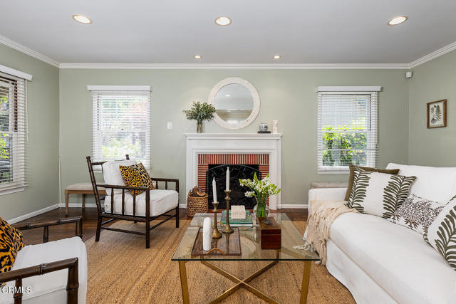 49 Annandale Road, Pasadena CA: https://media.crmls.org/mediaz/7b4d863b-ac19-4406-9bff-9d6dac66b473.jpg