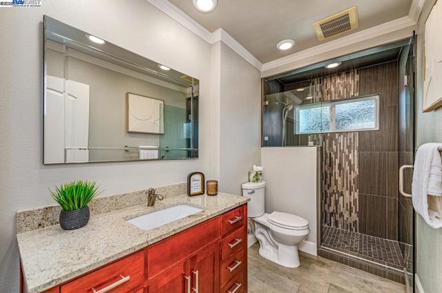 1429 Columbus Ave, Livermore CA: https://media.crmls.org/mediaz/7b4dd3fc-febc-4e59-8641-b8f90da791c0.jpg