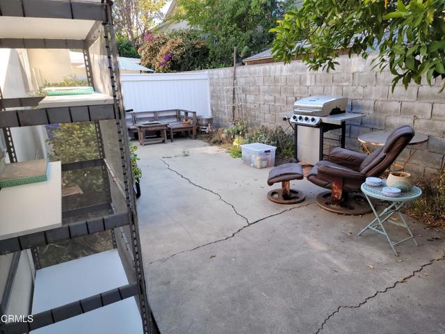 709 N Holliston Avenue, Pasadena CA: https://media.crmls.org/mediaz/7b4f718e-d757-45a4-9f3f-6d81eab8da10.jpg