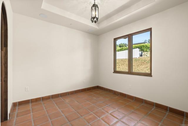 Detail Gallery Image 38 of 75 For 2525 Date Palm Ct, Vista,  CA 92084 - 3 Beds | 3/1 Baths