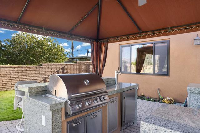79100 Montego Bay Drive, Bermuda Dunes CA: https://media.crmls.org/mediaz/7b5060da-ee0a-4008-bde1-4968a2a93393.jpg