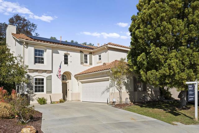 Detail Gallery Image 2 of 47 For 6010 Paseo Alameda, Carlsbad,  CA 92009 - 4 Beds | 2 Baths