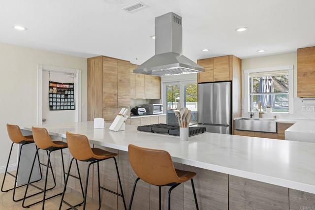 Detail Gallery Image 8 of 75 For 305 Camino Del Cerro Grande, Bonita,  CA 91902 - 5 Beds | 4 Baths