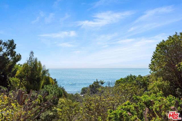Image 9 of 34 For 27910 Pacific Coast Highway