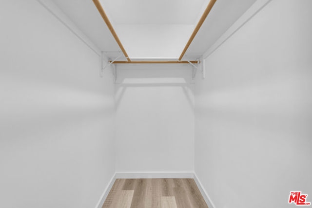 1254 9th Street, Santa Monica CA: https://media.crmls.org/mediaz/7b53ffa4-e49b-4104-9e9a-89987277f31c.jpg
