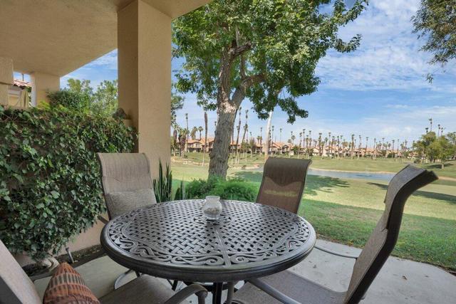 38380 Crocus Lane, Palm Desert CA: https://media.crmls.org/mediaz/7b542459-0bdf-484f-a429-68a31352459d.jpg