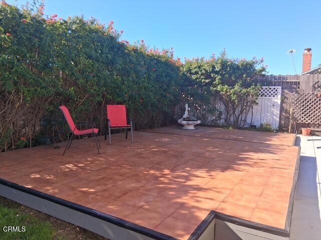 Detail Gallery Image 2 of 6 For 8582 Hollister St, Ventura,  CA 93004 - 3 Beds | 2 Baths