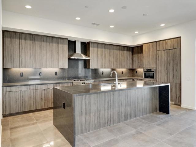 766 Obsidian Loop E E Loop, Palm Springs CA: https://media.crmls.org/mediaz/7b586d5c-f0b7-4656-b08c-dbf8c4cc9cd0.jpg