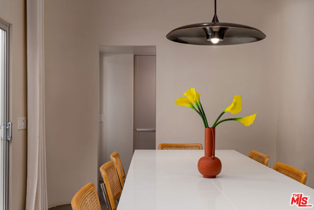 550 N Arquilla Road, Palm Springs CA: https://media.crmls.org/mediaz/7b59caee-023b-4a66-8657-37ac1292d268.jpg
